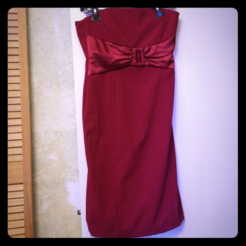 Strapless dress